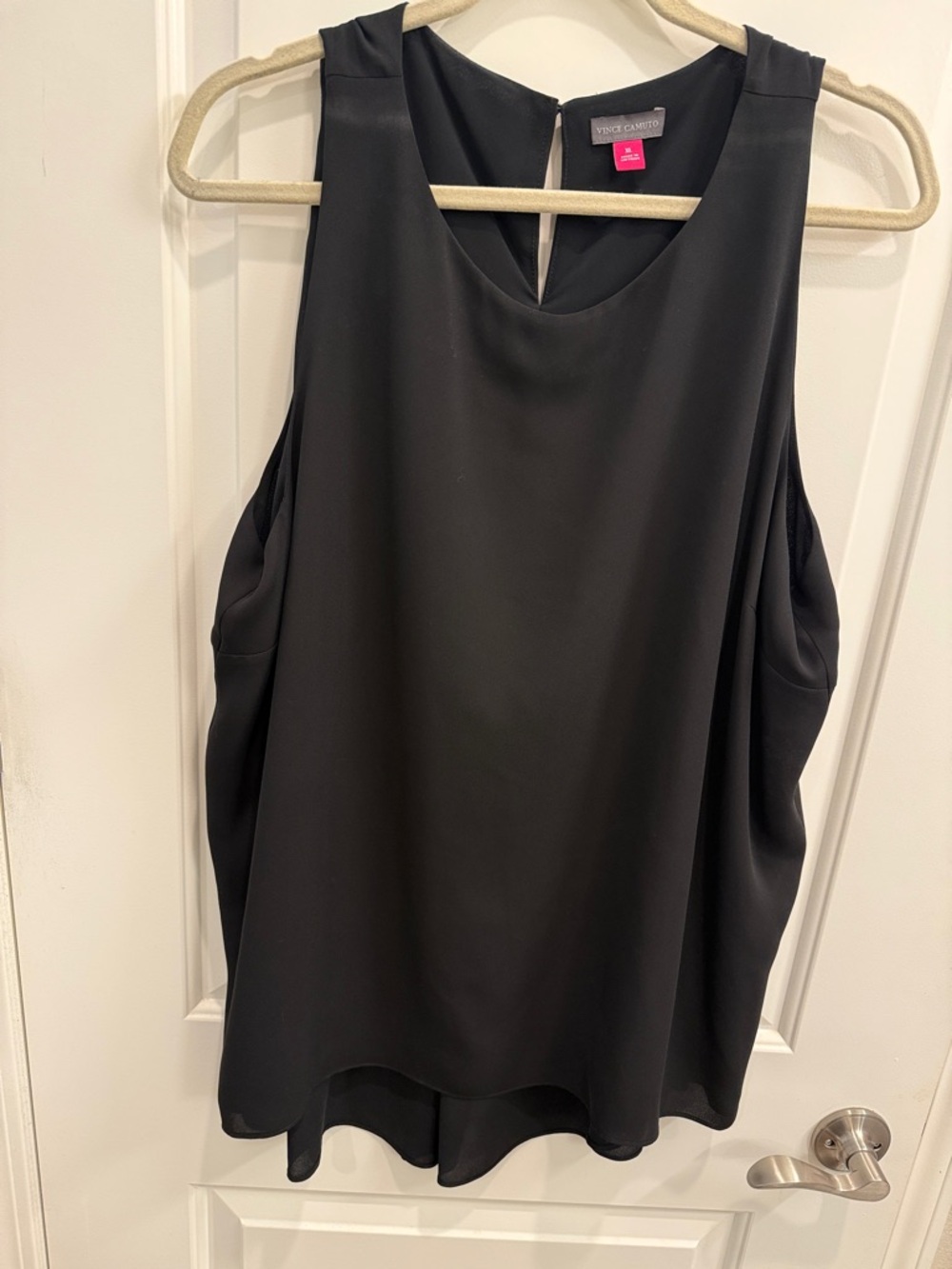 Vince Camuto Black Sleeveless Camisole Top
